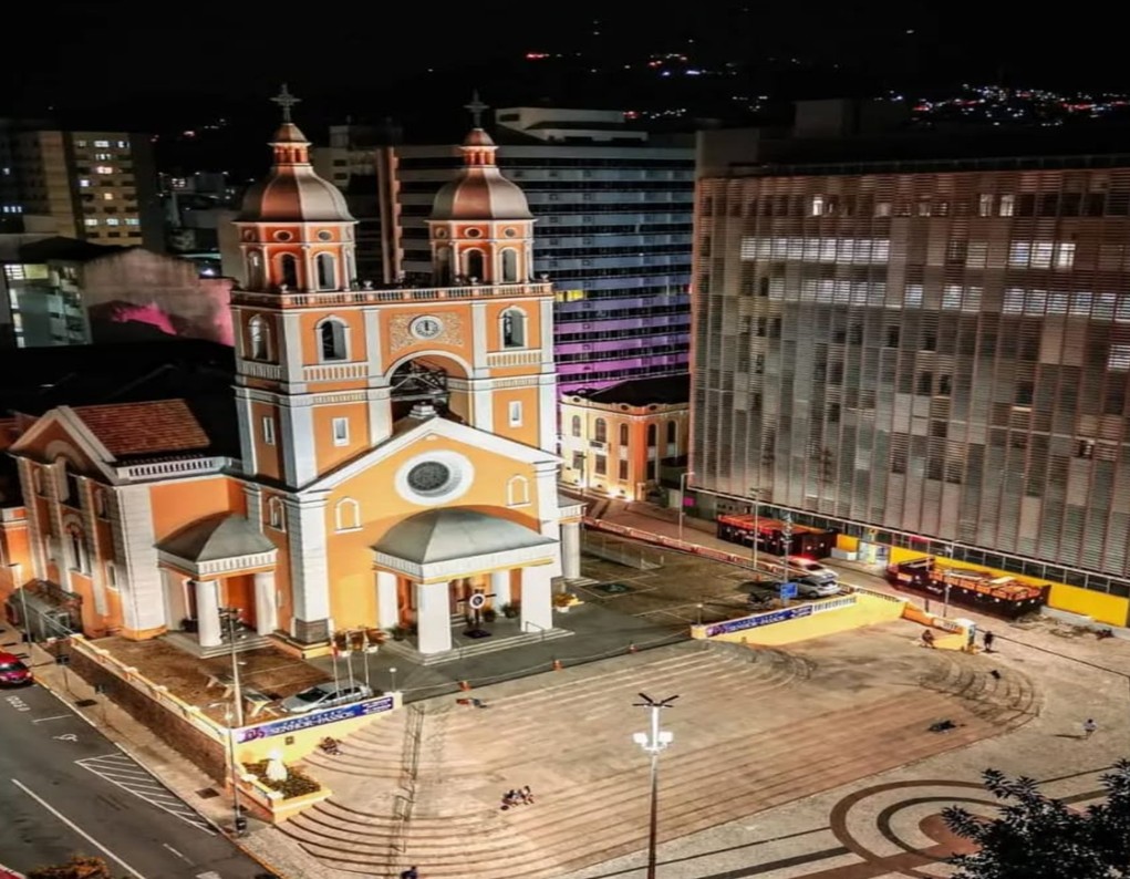 Transfer Florianópolis - Rumo Sul Transporte Executivo Florianópolis (3).JPG